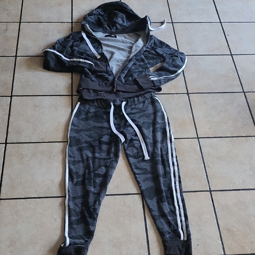 Fashion Nova Charcoal Camo Set